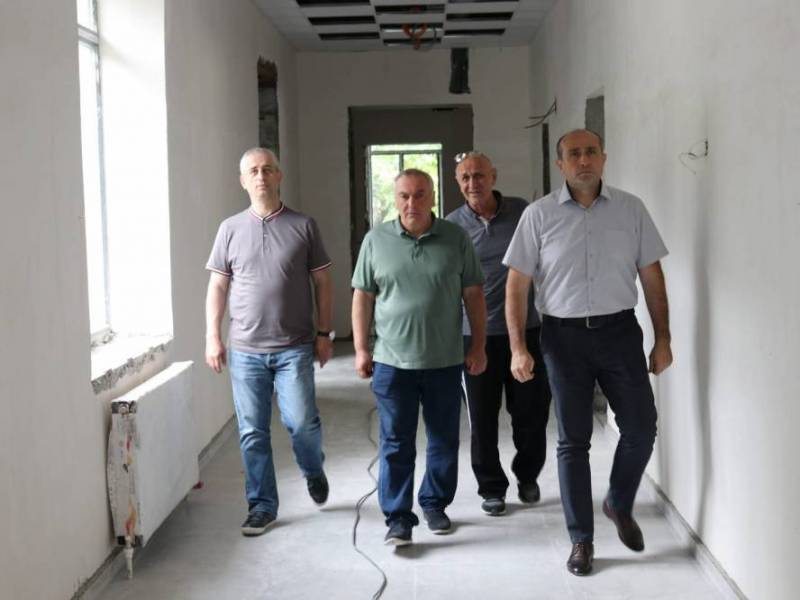 ცაგერის საჯარო სკოლაში სარემონტო სამუშაოები მიმდინარეობს